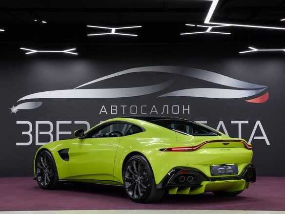 2018 Aston Martin V8 Vantage IV, зелёный - вид 2