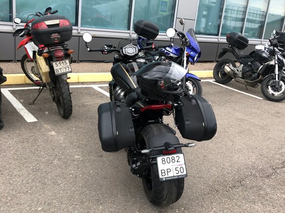 2021 Triumph Rocket 3, чёрный, 1800000 рублей - вид 3