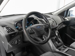 2016 Ford Kuga II Рестайлинг, белый, 1625600 рублей, вид 5