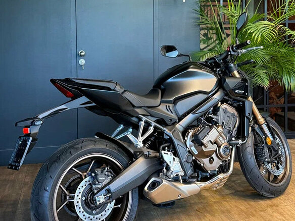 2025 Honda CB 650R, чёрный, 1450000 рублей - вид 15