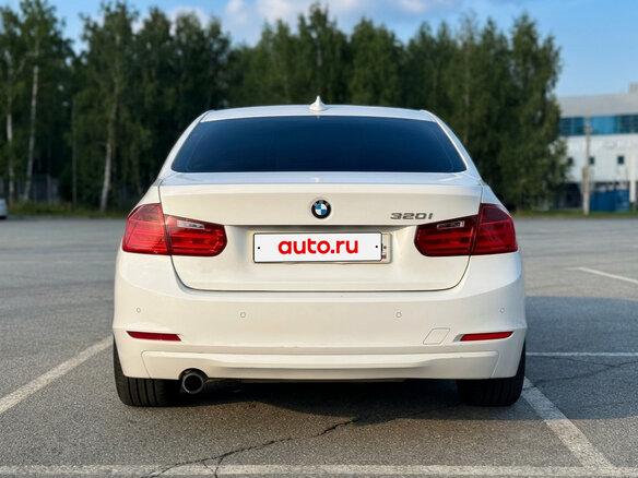 2013 BMW 3 серии 320i VI (F3x), белый, 1490000 рублей - вид 4