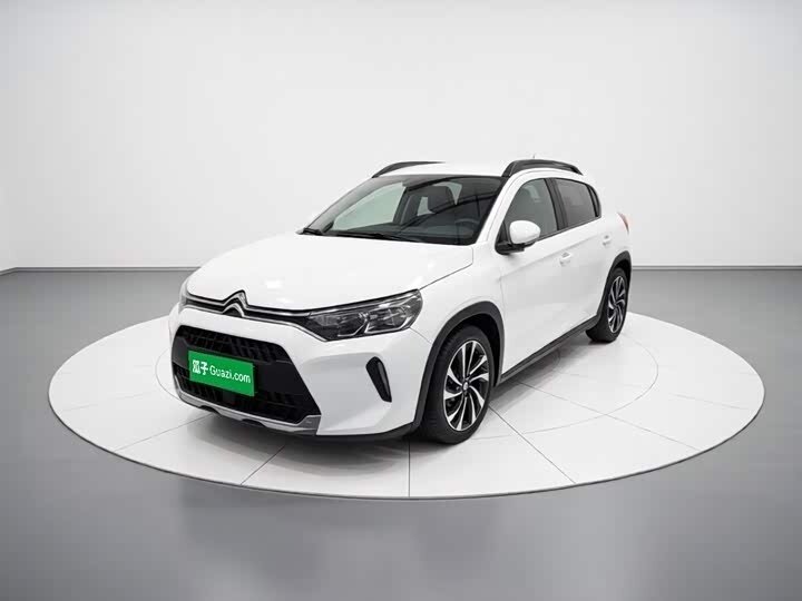 Открыть фотографии: Citroen C3-XR I Рестайлинг 2