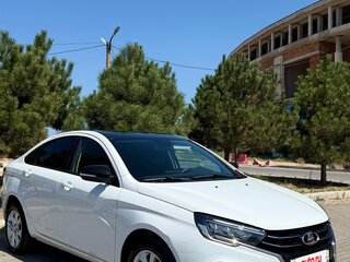 2024 Lada (ВАЗ) Vesta I Рестайлинг (NG), белый, 1325000 рублей, вид 3