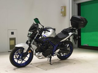 2015 Yamaha MT-03, серебристый, 440000 рублей, вид 3