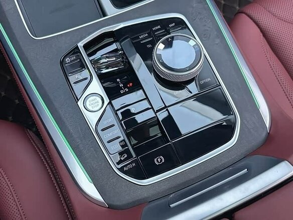 2025 BMW X5 Long 30Li IV (G05/G18) Рестайлинг, чёрный, 9900000 рублей - вид 9