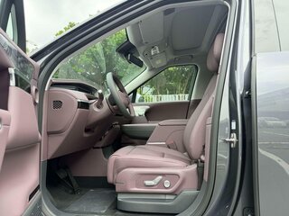 2026 Xpeng GX, серый, 6927033 рублей, вид 5
