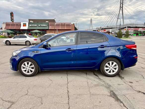 2016 Kia Rio III Рестайлинг, синий, 1100000 рублей - вид 7