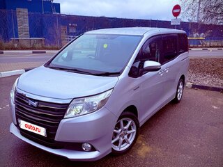 2015 Toyota Noah III (R80), серый, 1800000 рублей, вид 1