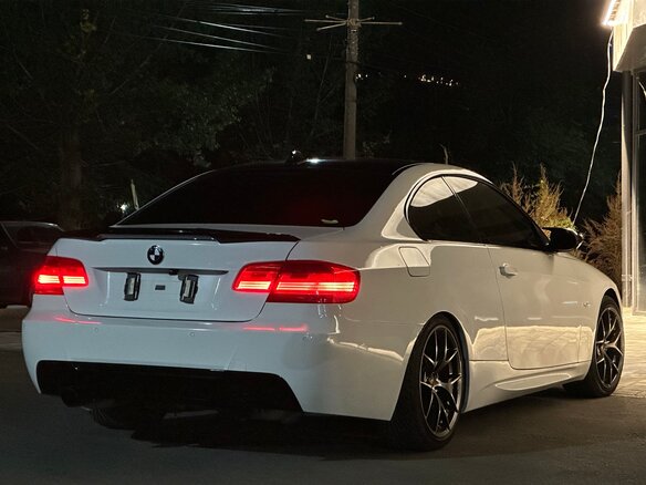 2008 BMW 3 серии 325i V (E90/E91/E92/E93), белый - вид 6