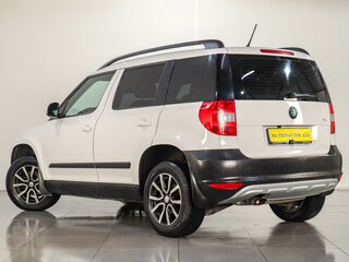 2012 Skoda Yeti I, белый, 859000 рублей, вид 4