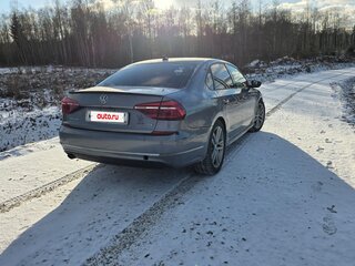 2018 Volkswagen Passat (North America and China) I Рестайлинг, серый, 1800000 рублей, вид 3