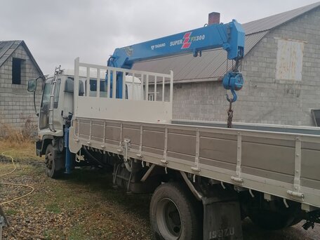 1997 Isuzu Forward (F-Series), белый, 3850000 рублей, вид 3