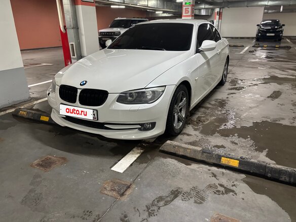 2010 BMW 3 серии 320i V (E90/E91/E92/E93) Рестайлинг, белый, 1200000 рублей