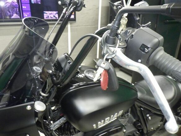 2022 Indian Chief, чёрный, 1300000 рублей - вид 7