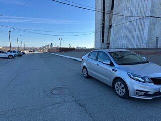 2016 Kia Rio III Рестайлинг, серебристый, 1085000 рублей, вид 2