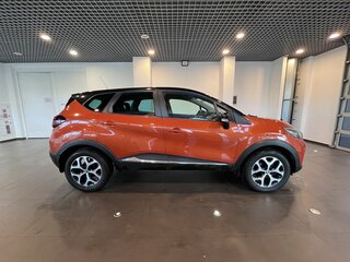 2017 Renault Kaptur I, оранжевый, 1590000 рублей, вид 2