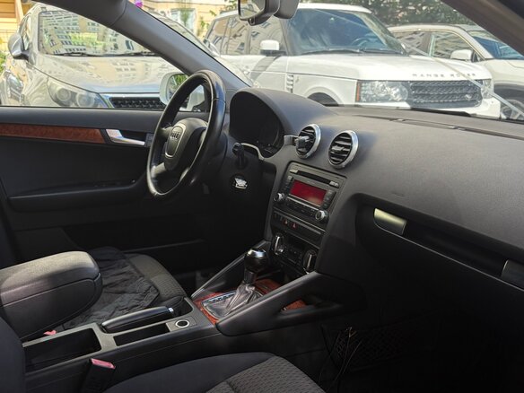 2012 Audi A3 II (8P) Рестайлинг 2, белый, 800000 рублей - вид 8