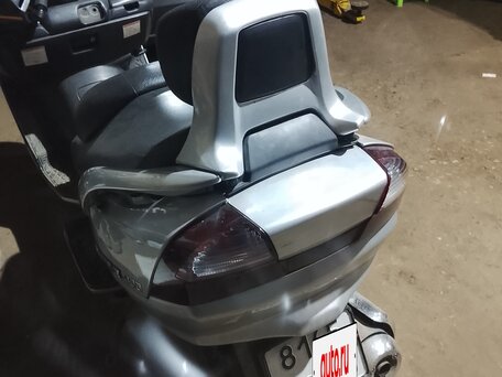 2005 Suzuki Burgman (SkyWave) 250, белый, 210000 рублей, вид 1