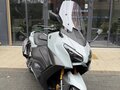 2025 Yamaha TMAX, серый, 1650000 рублей - вид 2