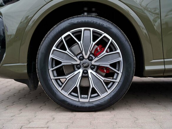 2026 Audi Q5 L III (GU), зелёный, 6399900 рублей - вид 33