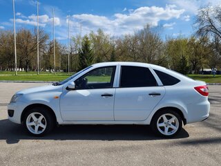 2014 Lada (ВАЗ) Granta I, белый, 490000 рублей, вид 4