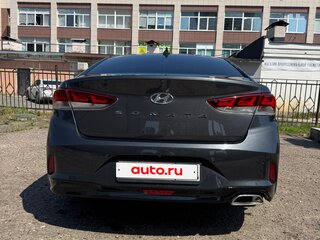 2017 Hyundai Sonata VII (LF) Рестайлинг, серый, 1550000 рублей, вид 5