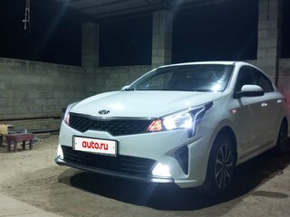 2020 Kia Rio IV, белый, 1150000 рублей, вид 1
