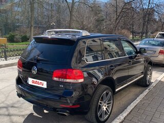 2006 Volkswagen Touareg I, чёрный, 990000 рублей, вид 4