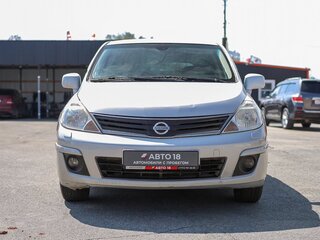 2011 Nissan Tiida I Рестайлинг, серебристый, 599000 рублей, вид 3