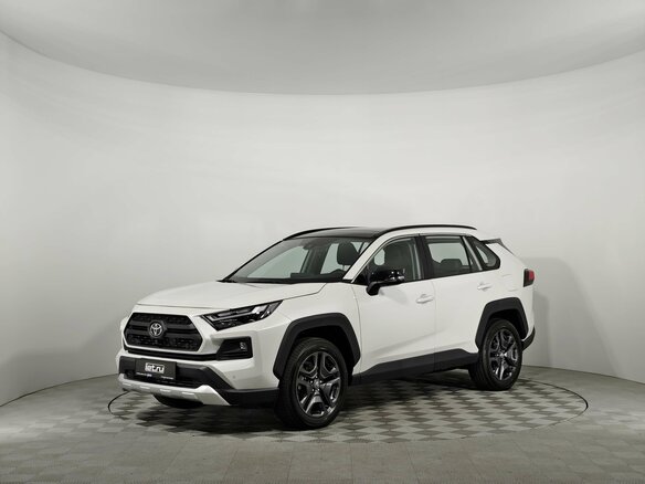 2025 Toyota RAV4 V (XA50), белый - вид 2