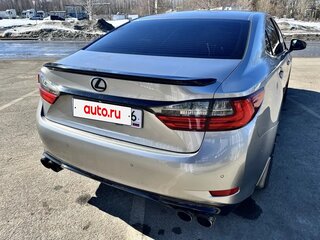 2015 Lexus ES 250 VI Рестайлинг, серый, 2398000 рублей, вид 4