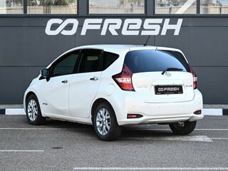 2018 Nissan Note e-Power II Рестайлинг, белый, 1399000 рублей, вид 2