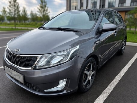 2012 Kia Rio 4-speed III, серый, 780000 рублей, вид 1