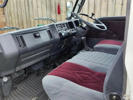 1993 Mazda Titan, белый, 1100000 рублей, вид 2
