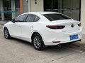 2023 Mazda 3 Axela IV (BP), белый, 1370000 рублей - вид 4