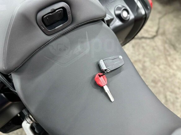 2021 Ducati Multistrada V4, красный, 2140000 рублей - вид 15