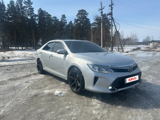 2011 Toyota Camry Japan Market VII (XV50), серебристый, 1800000 рублей, вид 3