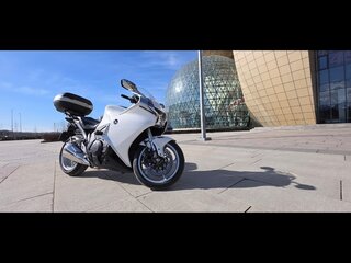 2011 Honda VFR 1200, белый, 750000 рублей, вид 1
