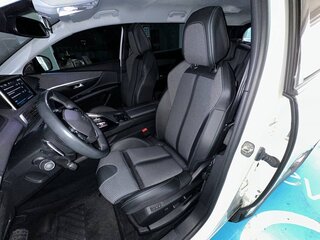 2022 Peugeot 5008 II Рестайлинг, белый, 1590099 рублей, вид 5