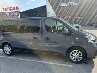 2019 Renault Trafic III, серый, 3300000 рублей, вид 2