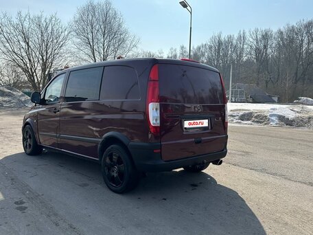 2005 Mercedes-Benz Vito, красный, 950000 рублей, вид 3