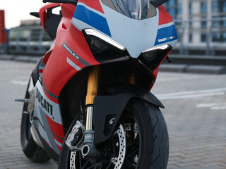 2019 Ducati Panigale V4, красный, 1818300 рублей, вид 1