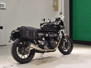 2024 Triumph Street Twin, чёрный, 950000 рублей, вид 3