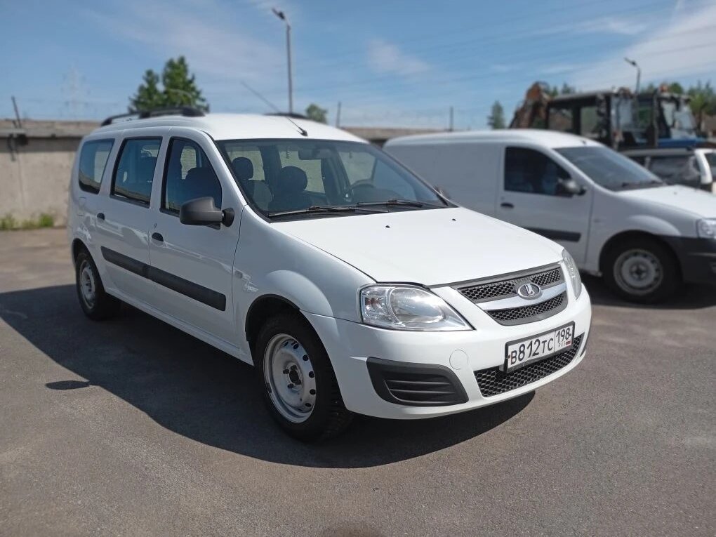 Открыть фотографии: Lada (ВАЗ) Largus I