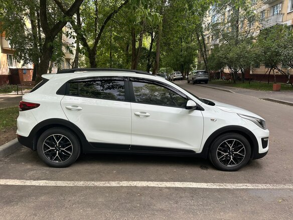 2018 Kia Rio X-Line IV, белый - вид 1