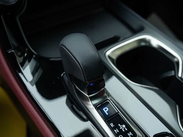 2023 Lexus NX 250 II, серебристый, 6100000 рублей - вид 8