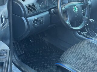 2002 Skoda Octavia I (A4) Рестайлинг, серый, 190000 рублей, вид 5