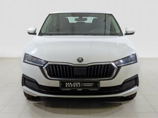 2021 Skoda Octavia IV (A8), белый, 2425000 рублей, вид 2