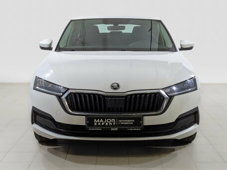 2021 Skoda Octavia IV (A8), белый, 2240000 рублей, вид 2