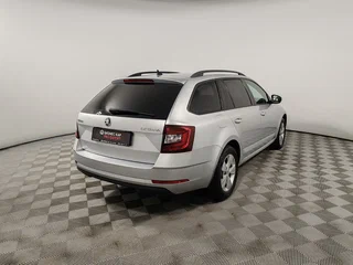 2017 Skoda Octavia III (A7) Рестайлинг, серебристый, 1749000 рублей, вид 5